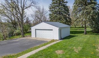 913 Eastern Ave, Bellefontaine, OH 43311