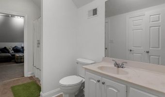 379 Shallowford Dr, Boiling Springs, SC 29316
