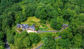 10 Beaverbrook Ct, Asheville, NC 28804