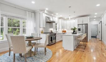 324 Old Harvard Rd, Boxborough, MA 01719