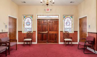 208 S Main St, Abbeville, SC 29620
