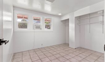 46-353 Kahuhipa St, Kaneohe, HI 96744