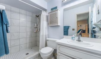 162 BELVEDERE St, Atlantic Beach, FL 32233