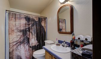 514 EAKIN Rd, Azalea, OR 97410