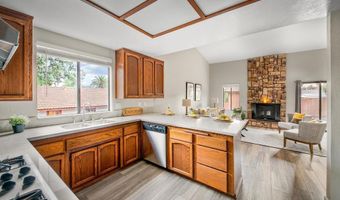 1309 Rimrock Dr, Escondido, CA 92027