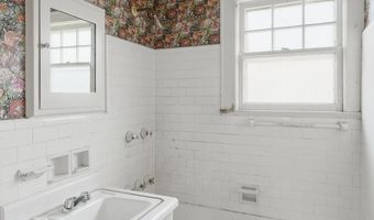 52 Nolton St, Belleville, NJ 07109