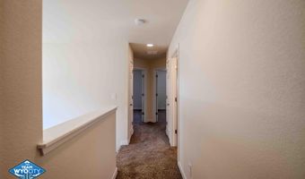 6866 Umpqua River Rd, Casper, WY 82604