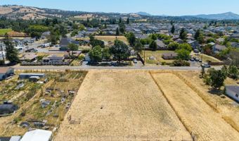 3829 Elwin Ln, Santa Rosa, CA 95403