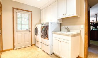 7025 Stonington Rd, Anderson Twp., OH 45230
