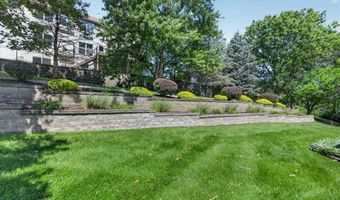 315 Claymont Cove Ct, Ballwin, MO 63011