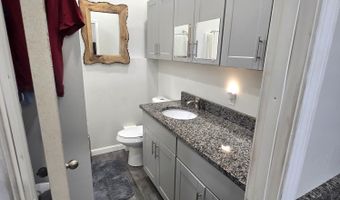 5 N Vigue Shore Rd, Albion, ME 04910