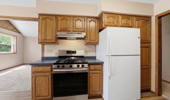1957 COUNTY ROAD T N, Amherst Junction, WI 54407