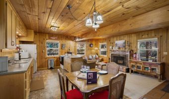 2534 Middle Dr, Arnold, CA 95223