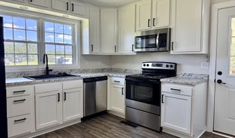6897 HWY 52, Beattyville, KY 41311