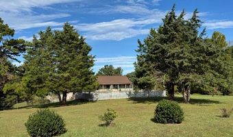 827 Wolf Creek Ln, Appomattox, VA 24522