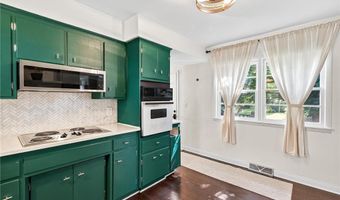 319 Polk St, Anoka, MN 55303