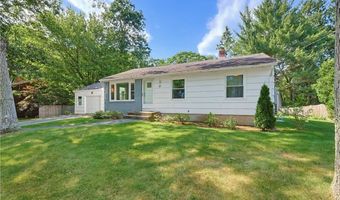 15 Austin Dr, Cumberland, RI 02864