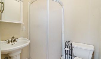 309 Main St, Adairsville, GA 30103