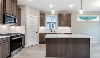 734 NW 28TH St, Battle Ground, WA 98604