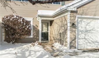 14757 Excelsior Ln 105, Apple Valley, MN 55124
