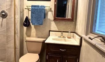 408 Duryea Dr, Auburn, IN 46706