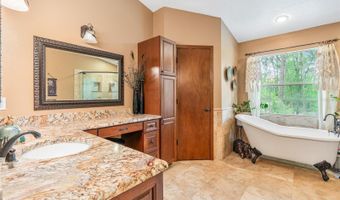 2 E KELLY PARK Rd, Apopka, FL 32712