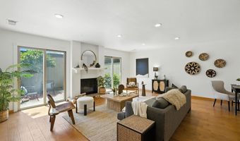 1038 Melrose Ave, Alameda, CA 94502