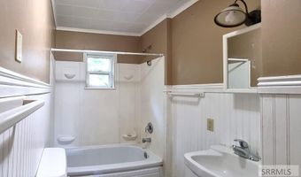 161 N 9th St, Ashton, ID 83420