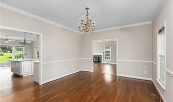 164 Fieldwood Dr, Advance, NC 27006