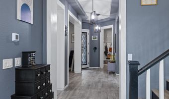 1895 E CRESCENT Way, Chandler, AZ 85249