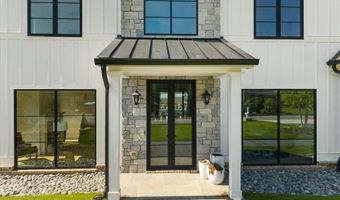 212 Brooke Dr, Alpharetta, GA 30009