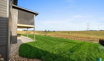 1517 W Autumn Cir, Brandon, SD 57005