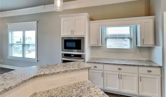 1101 Flat Rock St, Bentonville, AR 72713