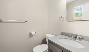 1208 NE 3Rd St, Bentonville, AR 72712