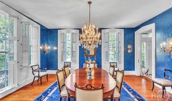 905 Goebel Ave, Savannah, GA 31404