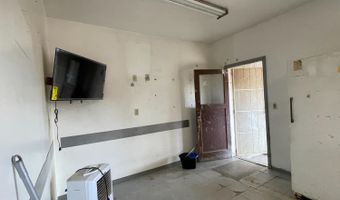 17059 Myrtle Ave, Huron, CA 93234