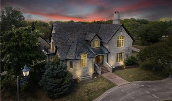 879 N 200 Rd, Baldwin City, KS 66006