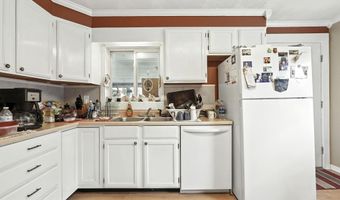 122 E Jefferson St, Auburn, IN 46706