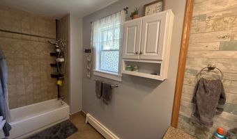 154 Cook St, Auburn, ME 04210