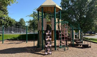 20395 BRIGHTCREST Ter, Ashburn, VA 20147