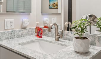 1333 WEBSTER St A101, Alameda, CA 94501