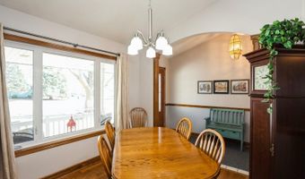 800 Scenic View Blvd, Altoona, IA 50009