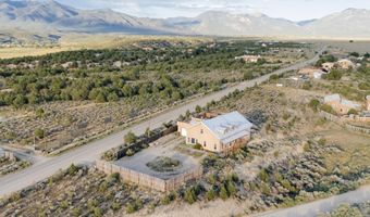 2 Mesa Sea Rd, Arroyo Hondo, NM 87513