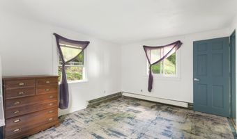 25-27 Gingko Ln, Brattleboro, VT 05301
