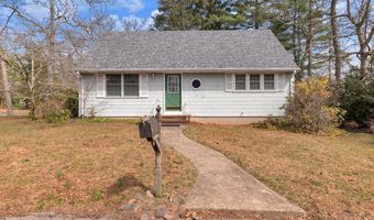 78 Nautilus St, Beachwood, NJ 08722