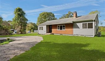 20 Maple Ct, Hopkinton, RI 02804