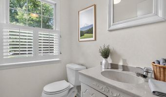 700 N HOLLY Dr, Annapolis, MD 21409