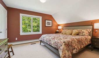 73 Pipers Point Ln, Alton, NH 03809