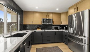 622 Camino Santa Barbara, Solana Beach, CA 92075