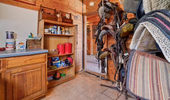 417 Candia Rd, Chester, NH 03036